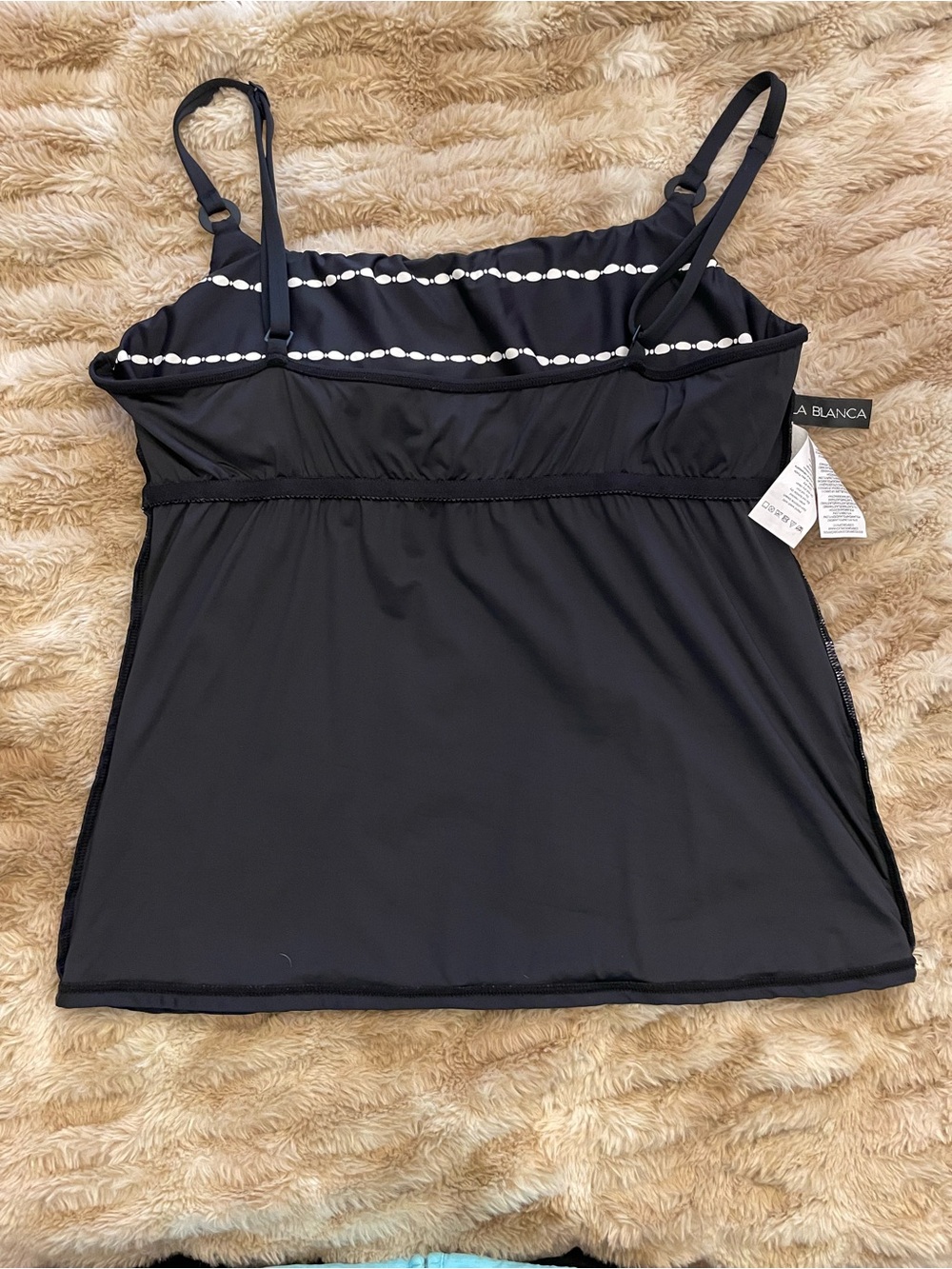 La Blanca City Lights Tankini Swimsuit Top in Black and White Size 16 Like New! - Picture 6 of 14